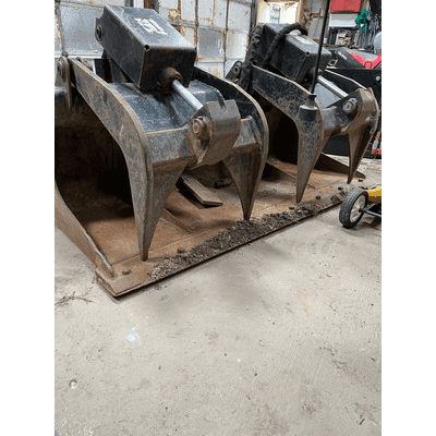SKID STEER GRAPPLE ATTACHMENT SKID STEER GRAPPLE ATTACHMENT